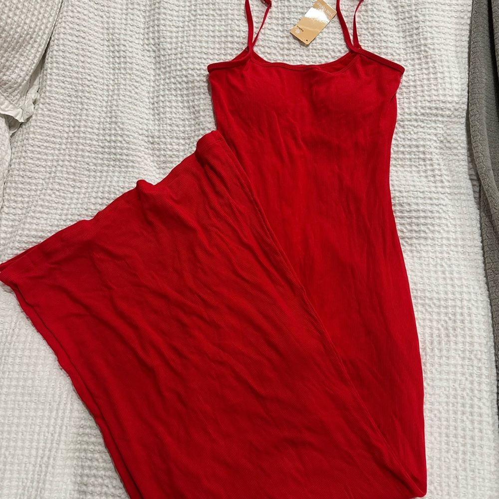 Elegant Red Maxi Dress